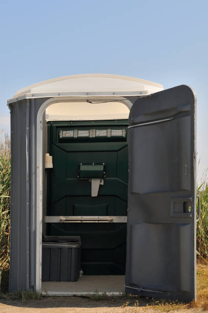 Best Portable toilet rental cost  in Surrey, ND